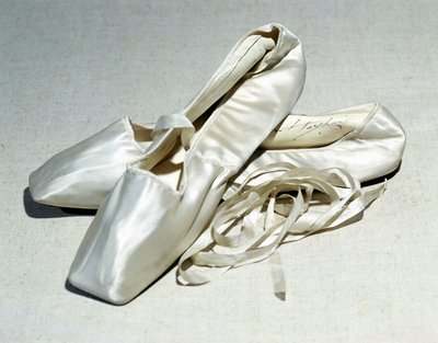 Signerede balletsko tilhørende Maria Taglioni (1804-84) af French School