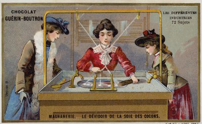 Silkefremstilling. Spinning af fibrene på en rulle (chromolitho) af French School