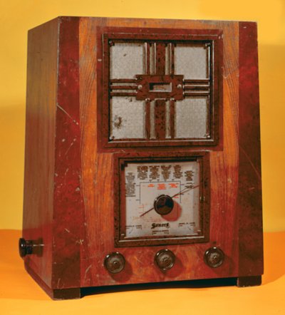 Sonora Radio, ca. 1930 af French School