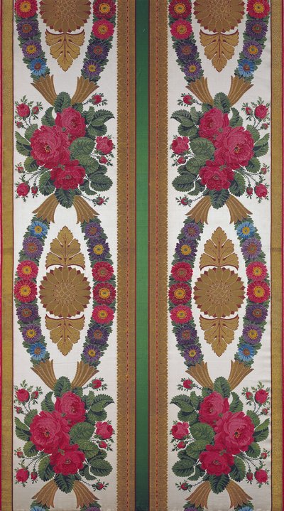 Tekstil med guirlander af tusindfryd og buketter af roser af Cousin og Bony, Bissardon, Lyon, 1811 (broderet satin) af French School