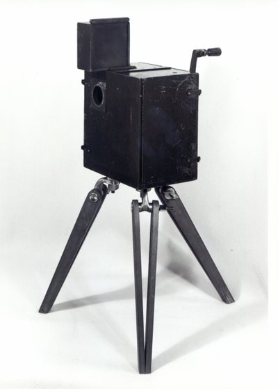 Den første Lumiere cinematographe (træ og metal) af French School