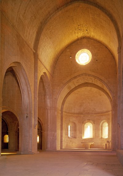 Skibet til cistercienserklosteret, grundlagt i 1146 af French School