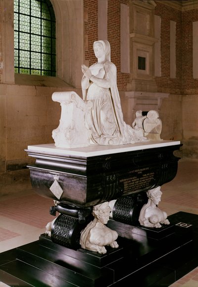 Diane de Poitiers grav (1499-1566) (marmor) af French School