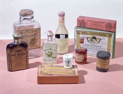 Forskellige farmaceutiske lægemidler af French School