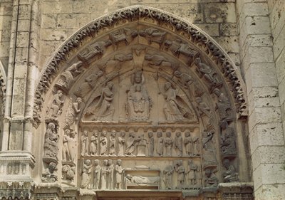Udsigt over tympanen, der forestiller Madonnaen og barnet på tronen, syddøren til den kongelige portal, ca. 1145-50 af French School