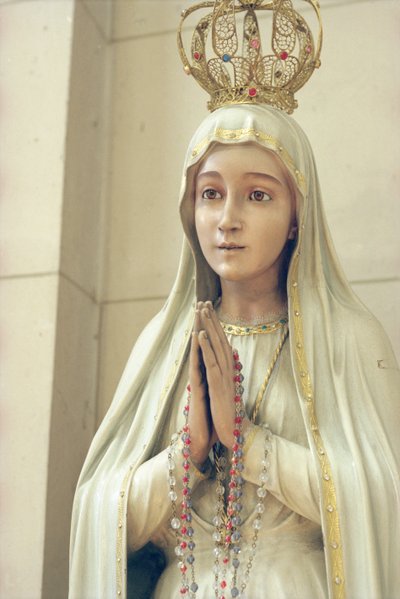 Virgin (malet træ) (se også 252673) af French School