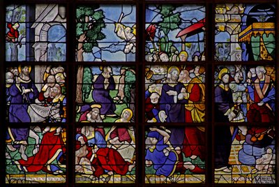 Vindue w10 skildrer 4 scener: Indtoget i Jerusalem, i Getsemane, forræderiet, før Kajfas af French School