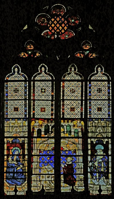Vindue w210, der viser det kongelige vindue med Jomfru Maria, Karl VI og St. Denis af French School