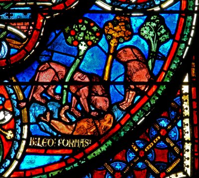 Vindue w3 viser en løve og unger af French School