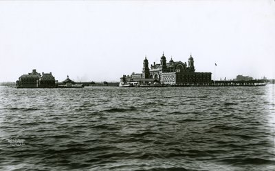 Ellis Island, New York Harbour, 1903 af G.P. Hall und Sohn