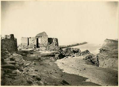 Tempelruiner, med Nilen i baggrunden, Qasr Ibrim, Egypten, fotografi af Georg Steindorff, ca 1930 af Georg Steindorff