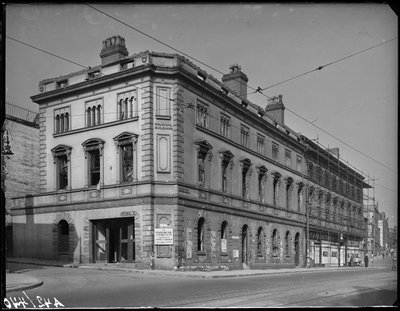 Colonial Buildings, 7 Horsefair, Ladywood, Birmingham, 1941. af George Bernard Mason