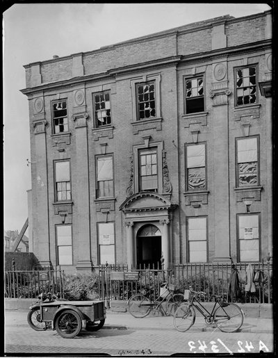 Kirby House, Little Park Street, Coventry, 1941. af George Bernard Mason