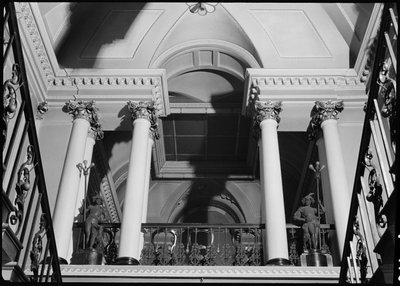 The Mansion House, High Street, Doncaster, 1942. af George Bernard Wood