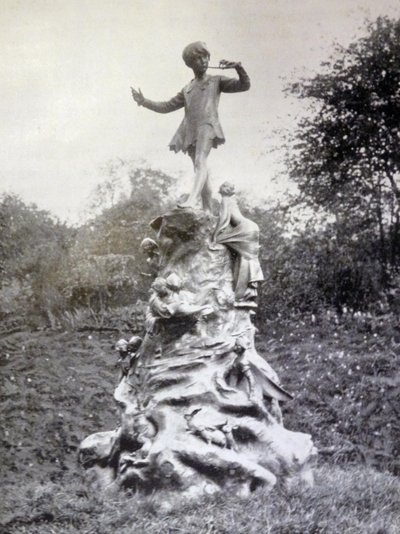 Fotografisk print af Peter Pan-statuen i Kensington Gardens af George James Frampton