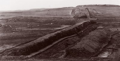 Confederate Earthworks, Centreville, Virginia, 1862. af George N. Barnard