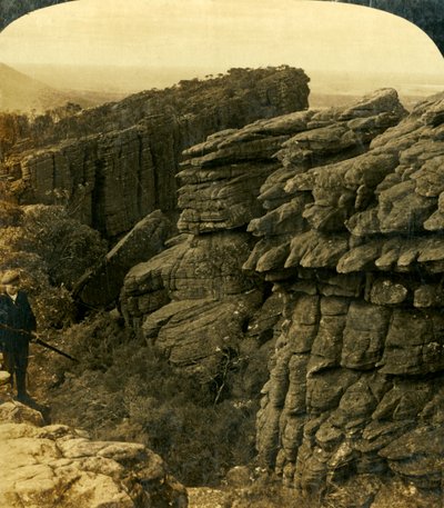 The Edge of Wonderland, Grampians, Victoria, Australien..., 1908. af George Rose
