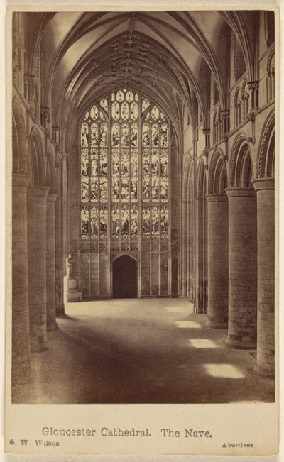 Gloucester Katedral. Midterskibet. af George Washington Wilson