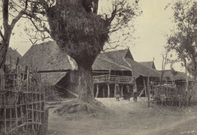 Burma: I Kengtung (s/h foto) af Georges Bertin Scott