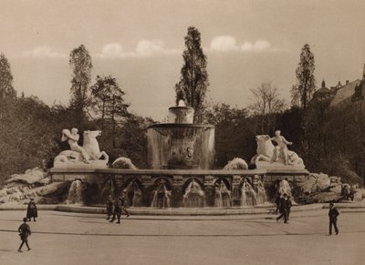 Munchen / München: Wittelsbacher Brunnen (s/h-foto) af German Photographer