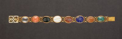 Armbånd (guld og ædelsten) af German School