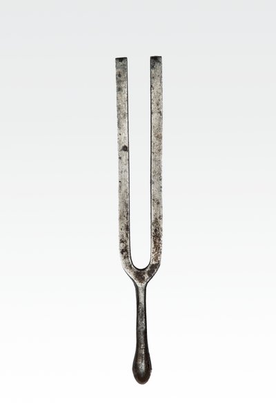 Handels tuning fork (metal) af German School