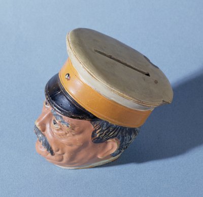 Pengekasse i form af kansler Otto von Bismarck (1815-98) (malet terracotta) (se også 211409) af German School