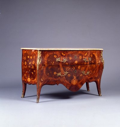 En af et par intarsia- og parketmøbler, ca. 1765 (lakeret messingmonteret kongetræ, amaranth, tulipantræ og bois satin) (se også 463022) af German School