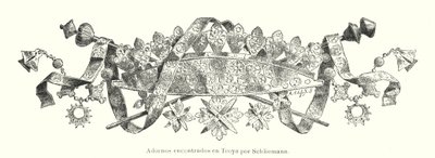 Ornament fundet af den tyske arkæolog Heinrich Schliemann under hans udgravninger af det gamle Troja (litho) af German School