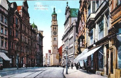 Postkort forestillende Karolinenstrasse i Augsburg, ca. 1910 (farvet foto) af German School