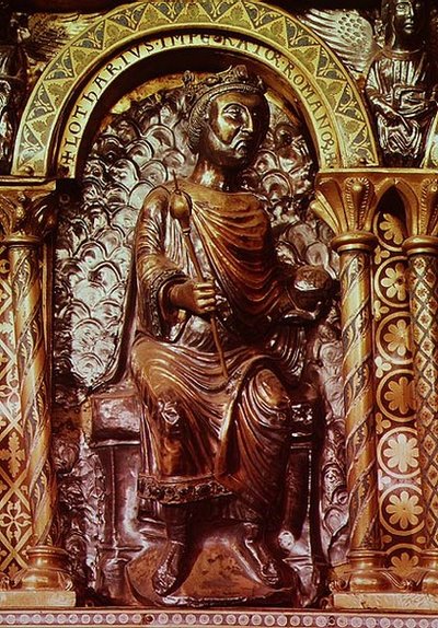 Helligdom for kejser Karl den Store (742-814), detalje, der viser kejser Lothair I (795-855) på sin trone, 1215 (guld & champleve-emalje) af German School