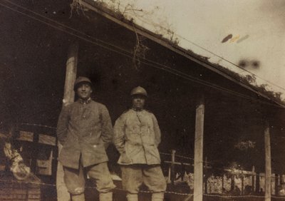 Album "Pictures of War II": Italienske soldater i Val Chiusone til Podsenica, 09/1917 (s/h foto) af Gigliucci Gigliucci