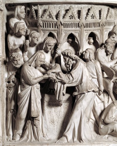 Detalje af reliefferne af stolen realiseret af Giovanni Pisano (1248-1314): præsentationen af Jesus ved templet (Detaljer af relieffer af marmorprædikestolen) 1302-1311 Cathedrale of Pisa (Duomo di Pisa), Italien af Giovanni Pisano