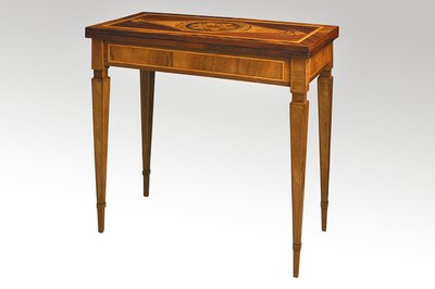 Bord (træ) af Giuseppe Maggiolini