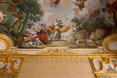 Repræsentationer af myten om Diana, af Domenico og Giuseppe Valeriani, fresco, hvælvet loft i soveværelset, Kongens lejlighed, Jagtbolig, af Filippo Juvarra (1678-1736), Stupinigi, Piemonte, Italien af Giuseppe and Valeriani Domenico Valeriani