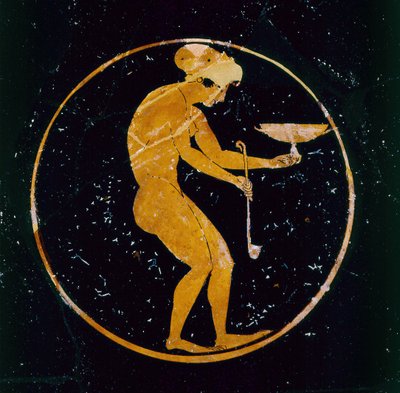 Attic red-figure cup decorated with a naked slave-girl holding a wine cup and a ladle, by Oltos, c.510 BCdani af Greek