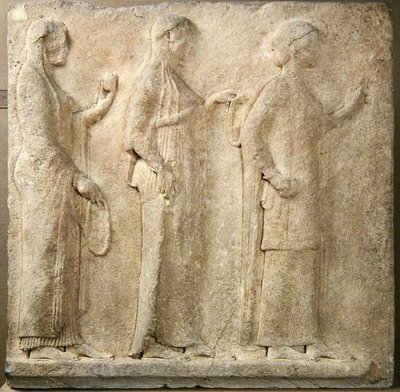 De tre nåder, relief fra teoriernes passage, fra Thasos, ca. 470 f.Kr. (marmor) af Greek