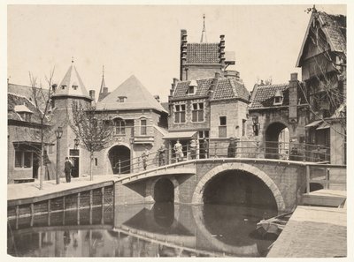Udsigt over en kanal i Amsterdam under verdensudstillingen i 1895 Amsterdam verdensudstilling 1895 (titel på objekt) af Guy de Coral and Co.