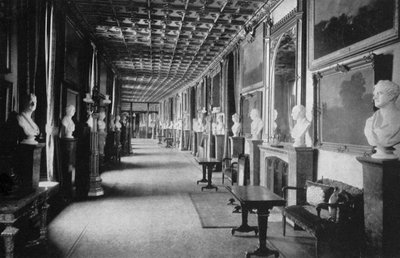 The Grand Corridor, Windsor Castle, Berkshire, 1924-1926 af HN King