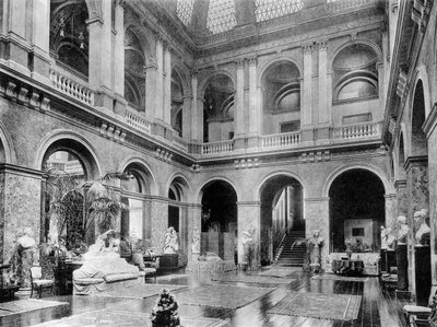 The Great Hall, Bridgewater House, 1908. af HN King