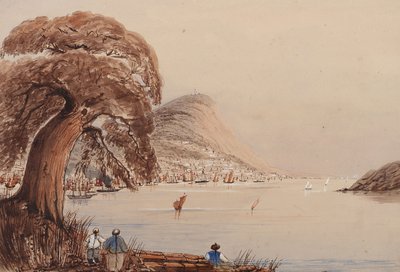 Udsigt over en kystby med træ og figurer i forgrunden af Harry Edmond Edgell