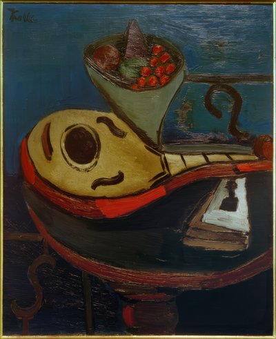 Stilleben: mandolin og skål med frugter på et bord af Helmut Kolle