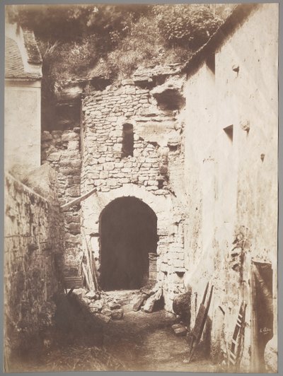 Bag Troglodytegården, ca. 1853. af Henri Le Secq