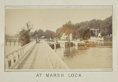 Ved Marsh Lock af Henry W. Taunt