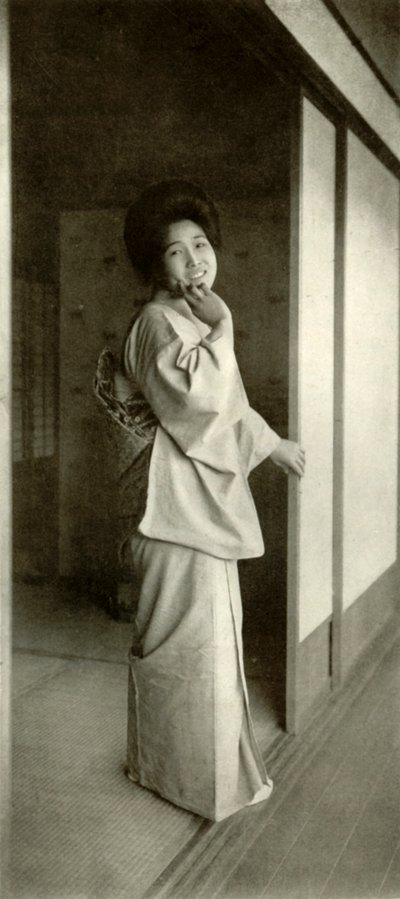 A Maid of Fair Japan, 1910. af Herbert Ponting
