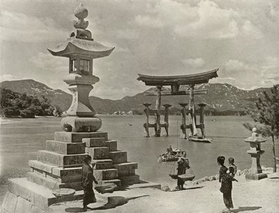 Miyajima, 1910. af Herbert Ponting
