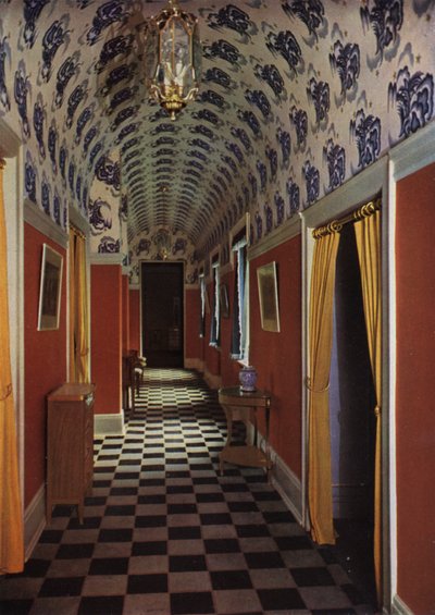 Corridor (Color Litho) af Hermann Gerson