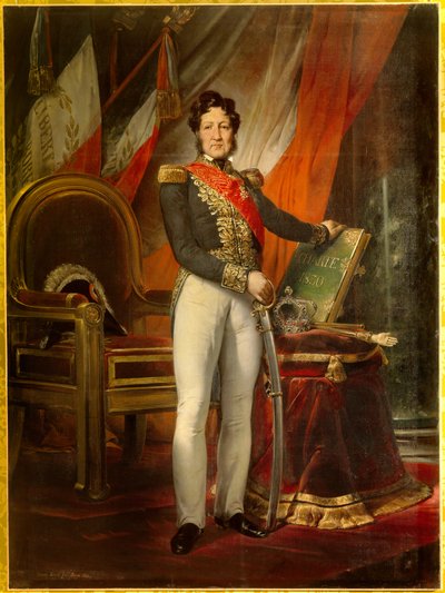 Portrait en pied de Louis Philippe 1er (1773-1850), konge af franskmændene med charteret af 1830. De trefarvede flag bag kongen bærer mottoet "Liberte Egalite Fraternite". Maleri af Emile Jean Horace Vernet (1789-1863) af Emile Jean Horace Vernet