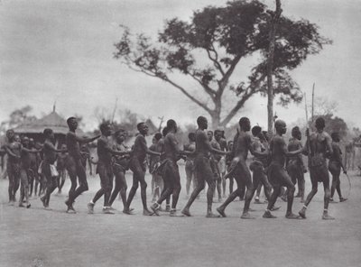 Afrika: Moru-dans (s/h-foto) af Hugo Adolf Bernatzik
