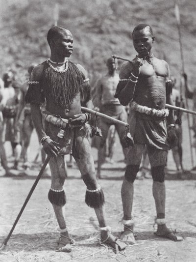 Afrika: Nuba rasledansere (s/h foto) af Hugo Adolf Bernatzik